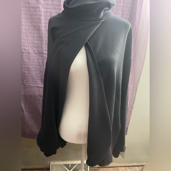 Nike Yoga sweatshirt - Picture 1 of 3